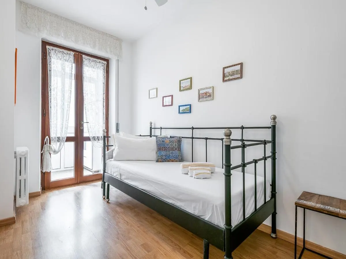 Apartment On Shopping Street カリアリ