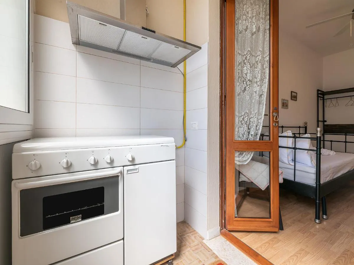 Apartment On Shopping Street カリアリ